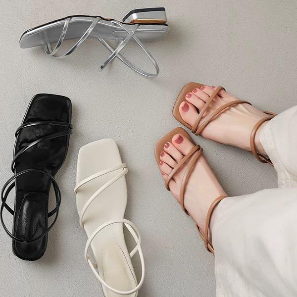 Giày nữ Sandal nữ Quai Mảnh Hở Ngón Đế Bệt, Sandal Quai Chéo Da Mềm Gót 3 Phân WD2321