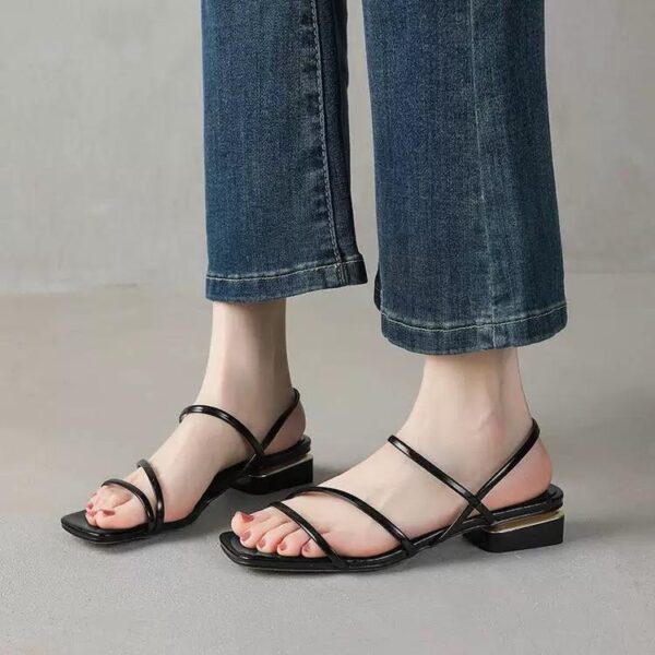Giay nu Sandal nu Quai Manh Ho Ngon De Bet Sandal Quai Cheo Da Mem Got 3 Phan WD2321