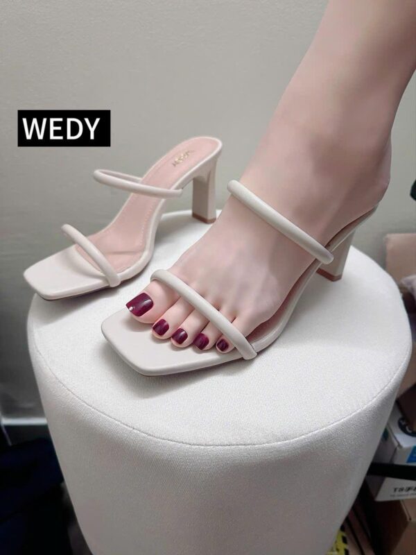 Guốc nữ WEDY đế vuông quai mảnh thanh lịch, siêu tôn chân cao 7cm HOT TREND 2025 WD2331 21 Guốc nữ WEDY đế vuông quai mảnh thanh lịch, siêu tôn chân cao 7cm HOT TREND 2025 WD2331